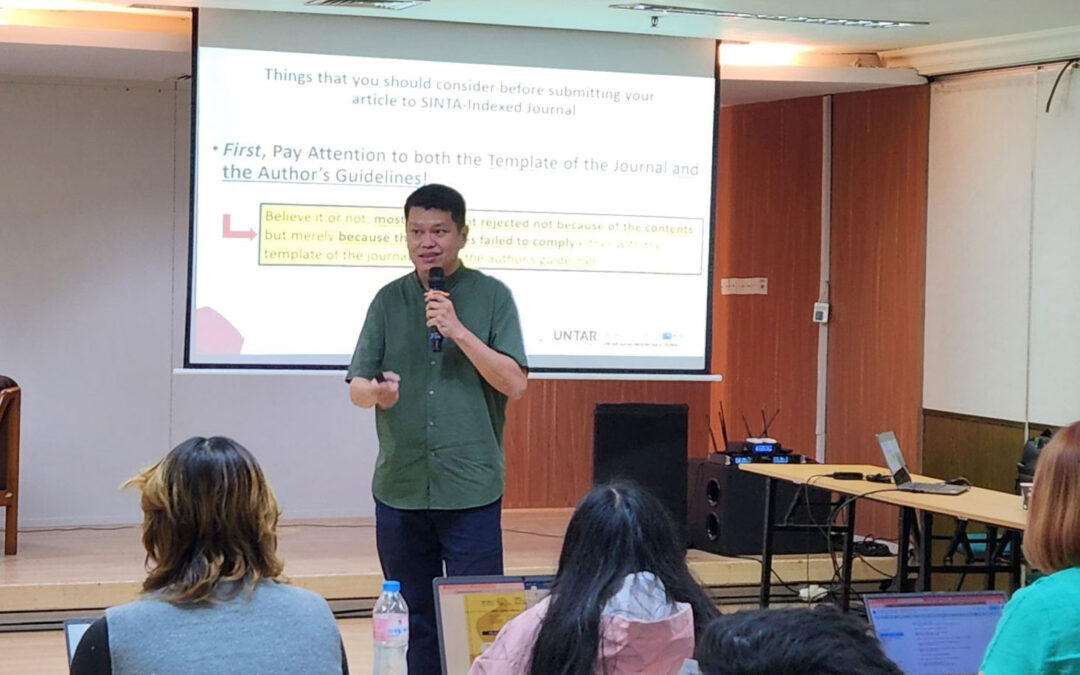 Mahasiswa Prodi Manajemen Belajar Menulis Makalah Ilmiah agar Publikasi di Jurnal Terakreditasi SINTA